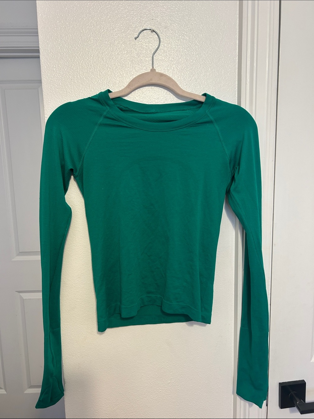 Lululemon Swiftly Tech Long Sleeve 2.0 *Waist Length Top - teal lagoon
